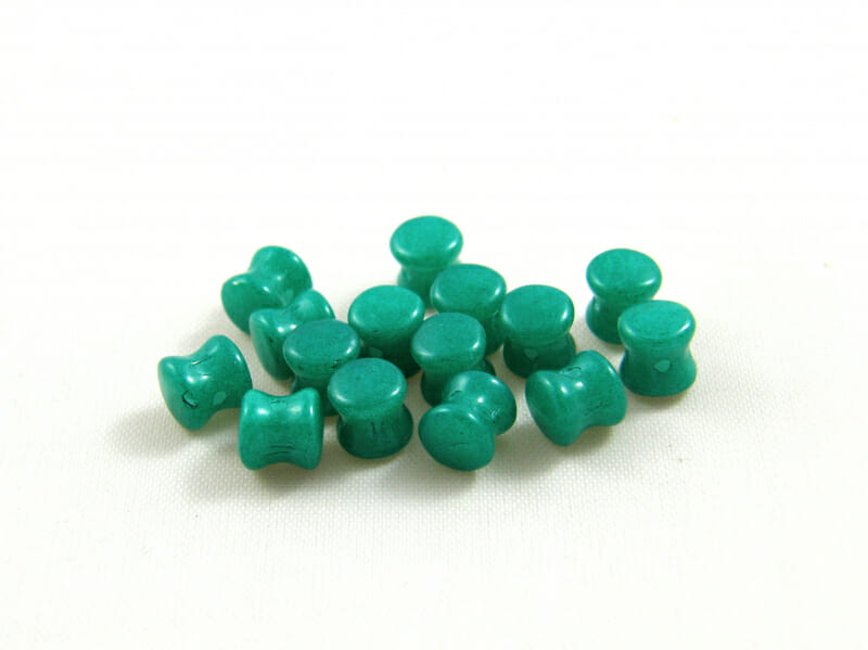 Korálek mačkaný Diabolo, rozměr 4x6mm, barva zelená 1 Korálek mačkaný Diabolo, rozměr 4x6mm, barva zelená