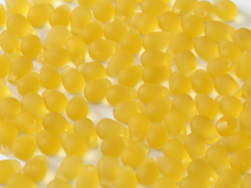 Korálek mačkaný, tvar kapka, rozměr 4x6mm, barva 10090, zušlechtění 84110 1 Korálek mačkaný, tvar kapka, rozměr 4x6mm, barva 10090, zušlechtění 84110