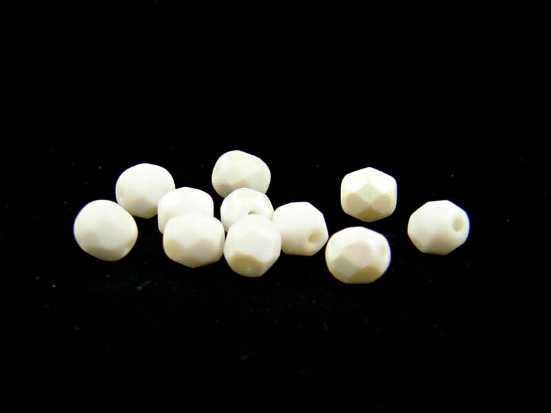 Korálek broušený, průměr 6mm, barva 02010, zušlechtění 28701-84110 1 Korálek broušený, průměr 6mm, barva 02010, zušlechtění 28701-84110