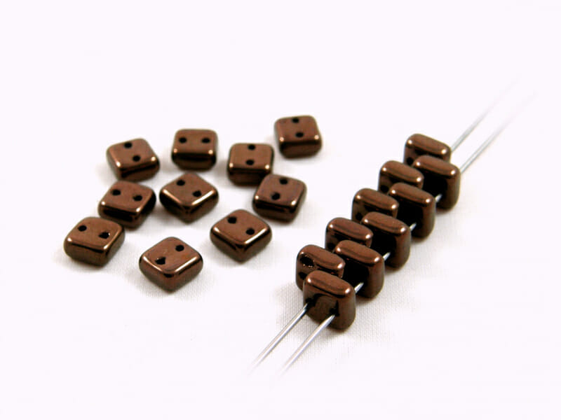 Korálek mačkaný Chexx, 2 dírky, tvar čtverec, rozměr 6x6mm, barva 23980, zušlechtění 14415 1 Korálek mačkaný Chexx, 2 dírky, tvar čtverec, rozměr 6x6mm, barva 23980, zušlechtění 14415