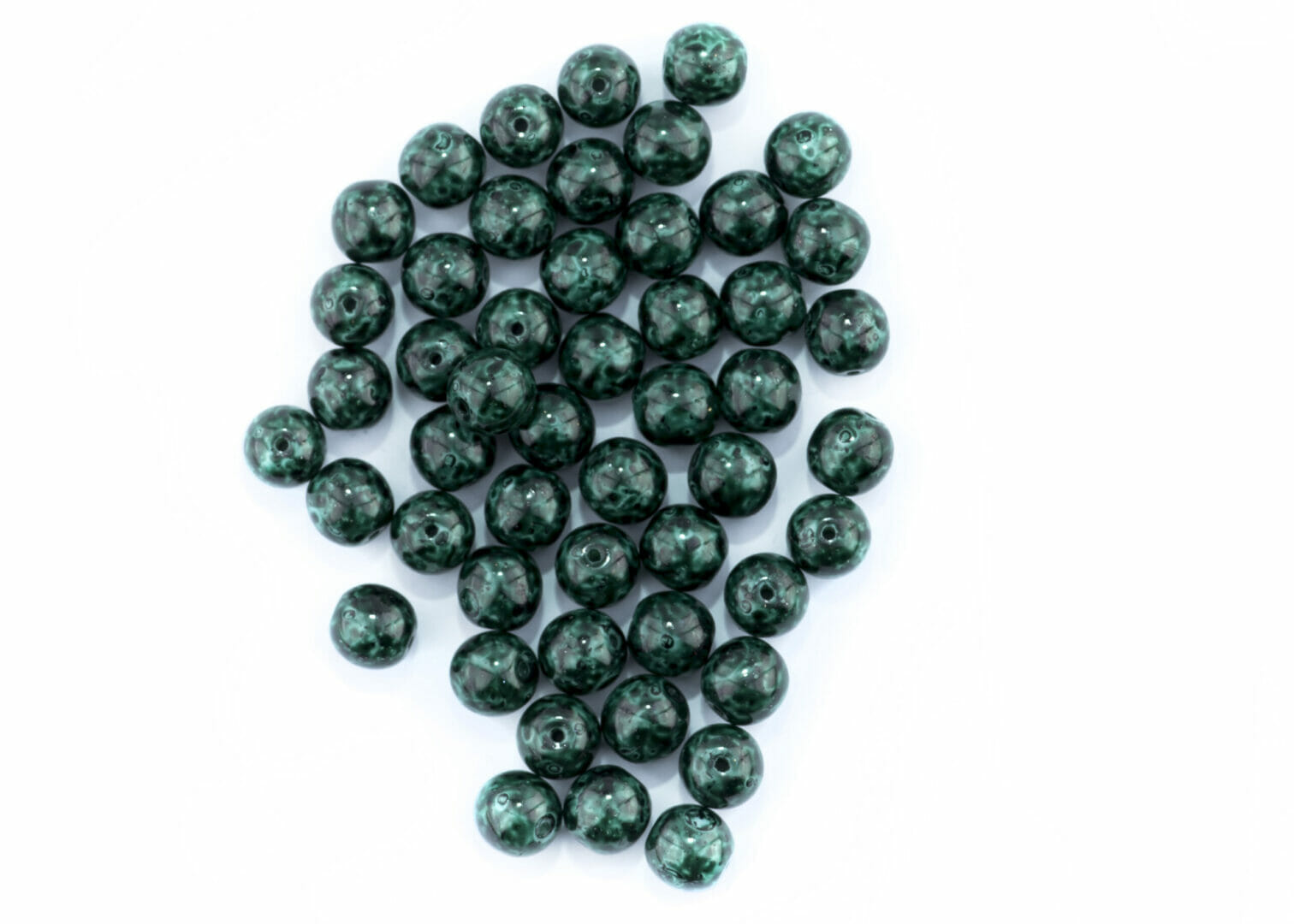 Korálek mačkaný, průměr 8mm, barva 02010, zušlechtění 50692 1 Korálek mačkaný, průměr 8mm, barva 02010, zušlechtění 50692