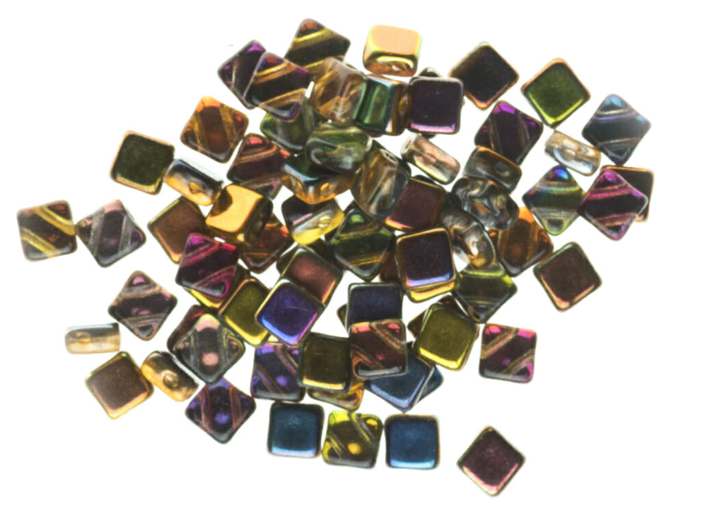 Korálek mačkaný, tvar kosočtverec, rozměr 6x6mm,barva 00030,zušlechtění magic 1 Korálek mačkaný, tvar kosočtverec, rozměr 6x6mm,barva 00030,zušlechtění magic