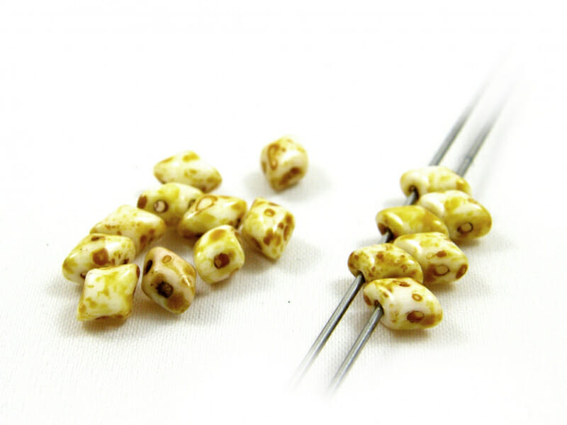 Korálek mačkaný Vario, 2 dírky, rozměr 5x3mm, 02010-86800 1 Korálek mačkaný Vario, 2 dírky, rozměr 5x3mm, 02010-86800