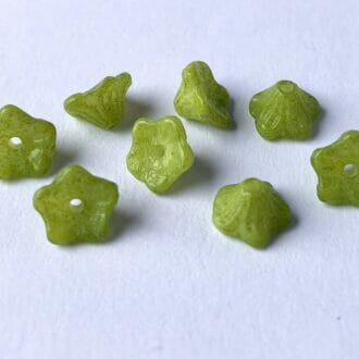 Mačkané korálky zvonečky 5x7 mm, barva světle zelená, 32005